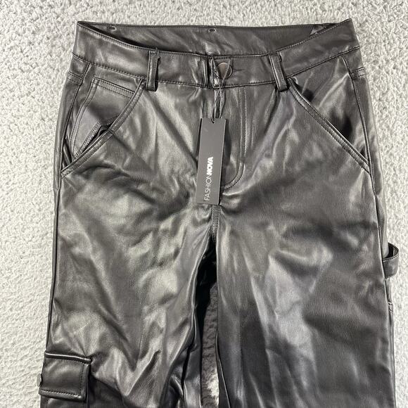 FASHION NOVA PETITE SHANNAH FAUX LEATHER CARGO PANTS WOMENS XL BLACK FITS 28x30 - Picture 3 of 12